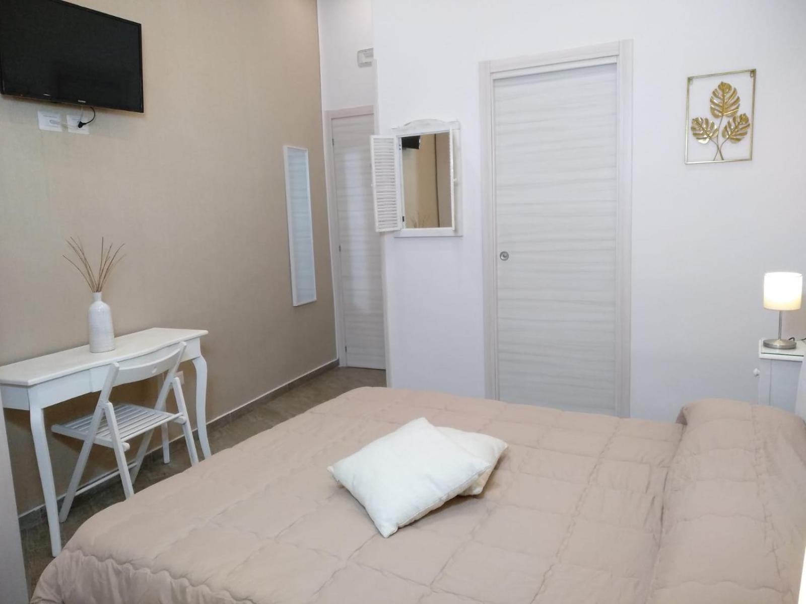 B&B Da Ary Colorful Rooms Naples Extérieur photo