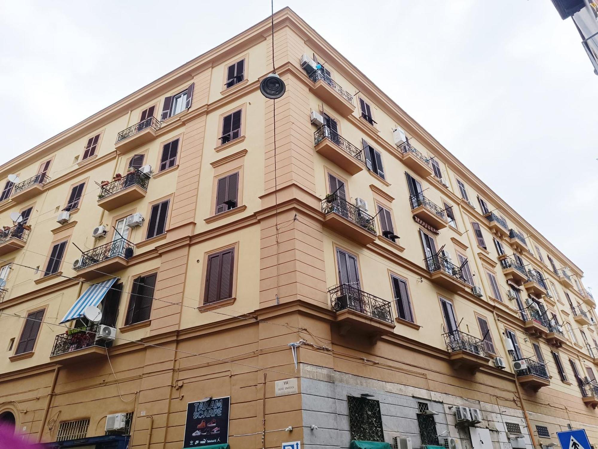 B&B Da Ary Colorful Rooms Naples Extérieur photo